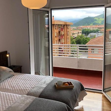 Piso Centrico Y Tranquilo En Gernika Lägenhet Exteriör bild