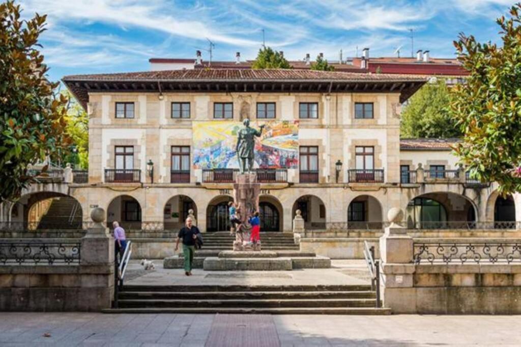 Piso Centrico Y Tranquilo En Gernika Lägenhet Exteriör bild